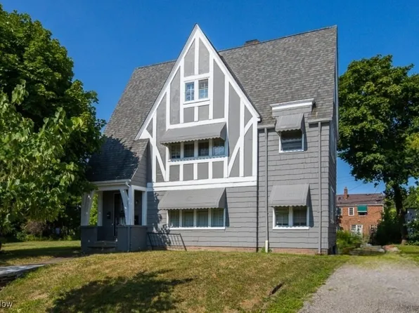 3372 Colwyn Rd, Shaker Heights, OH 44120