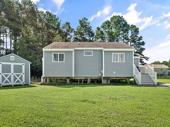 2nd image of 5190 Pine Tree Way
