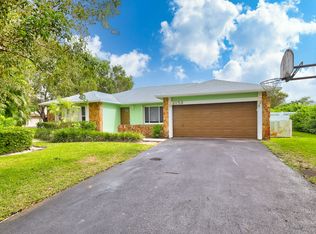 2153 NW 108th Ave, Coral Springs, FL 33071