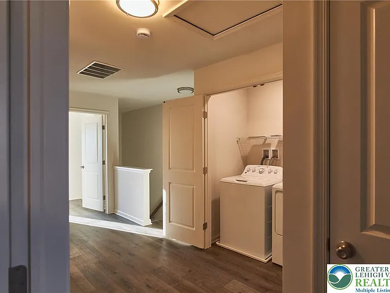 6653 Stein Way — Photo 12