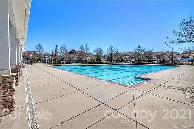1105 Saratoga Blvd — Photo 20