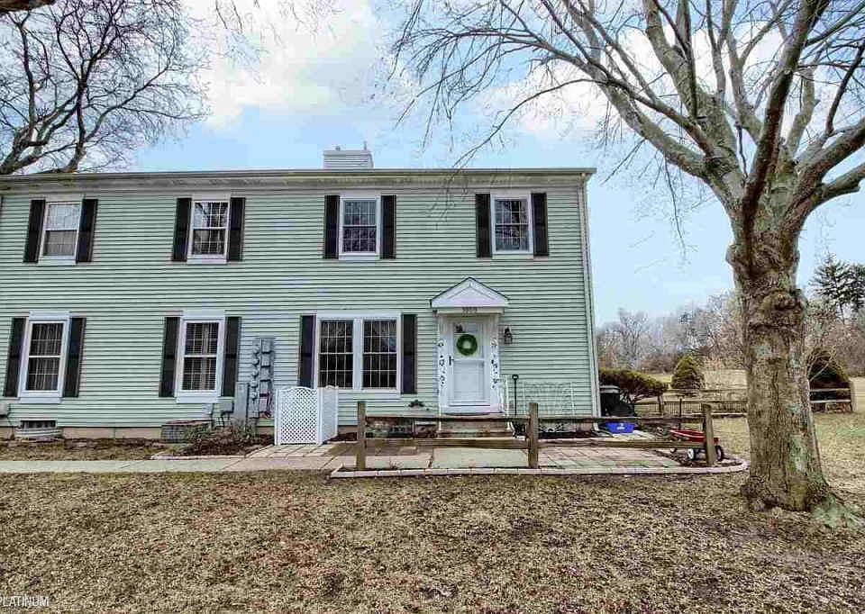 1st image of 38619 Diamondhead Ct