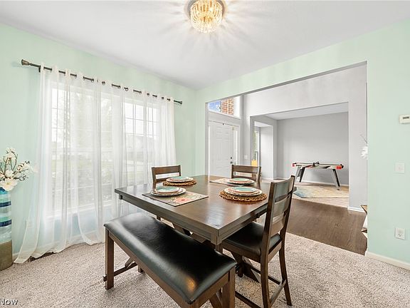 5th image of 4849 Bratton Ct