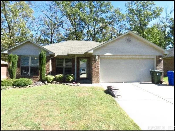 1840 Milestone Dr, Conway, AR 72034