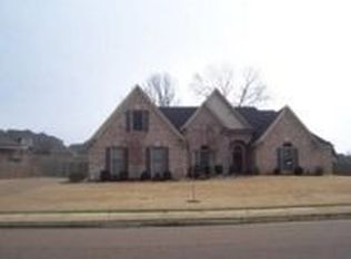 7595 Shadow Hills Dr, Arlington, TN 38002