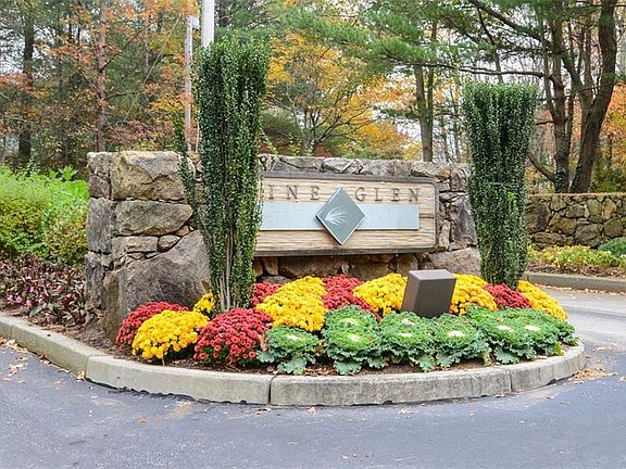 3rd image of 184 Pine Glen Dr #184