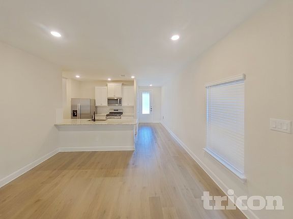 3rd image of 1212 Dye Blvd
