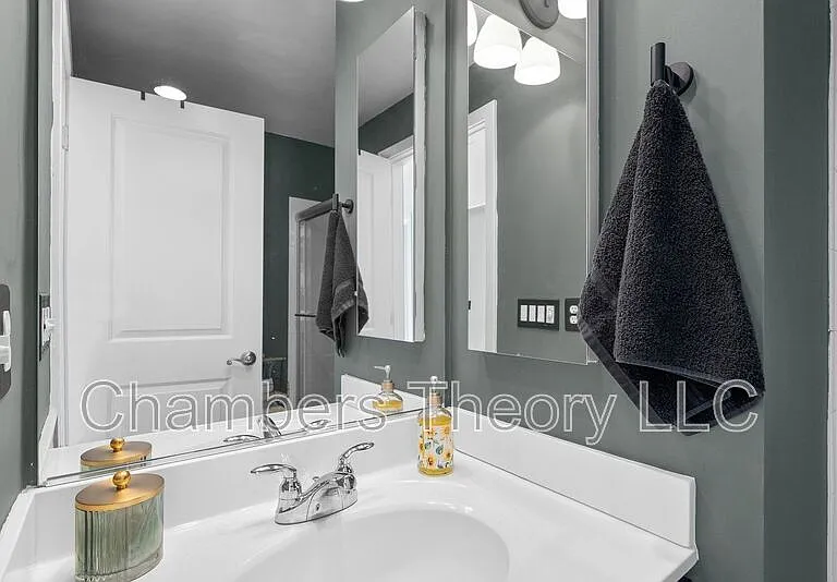 900 3rd St SE — Photo 8