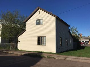 321 S Lake St, Ishpeming, MI 49849