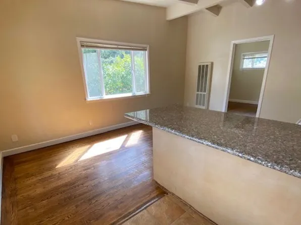 1 Bedroom/ 1 Bathroom Junior Apartment, 1943 Euclid Ave #21399293, Menlo Park, CA 94025