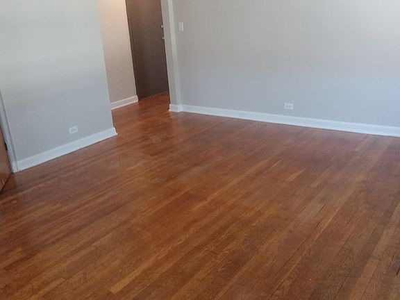 3rd image of 4444 Lawndale Ave