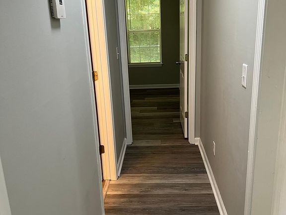 3rd image of 115 Whispering Pines Dr