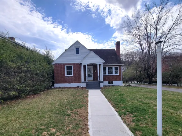 1315 Augusta St, Bluefield, WV 24701