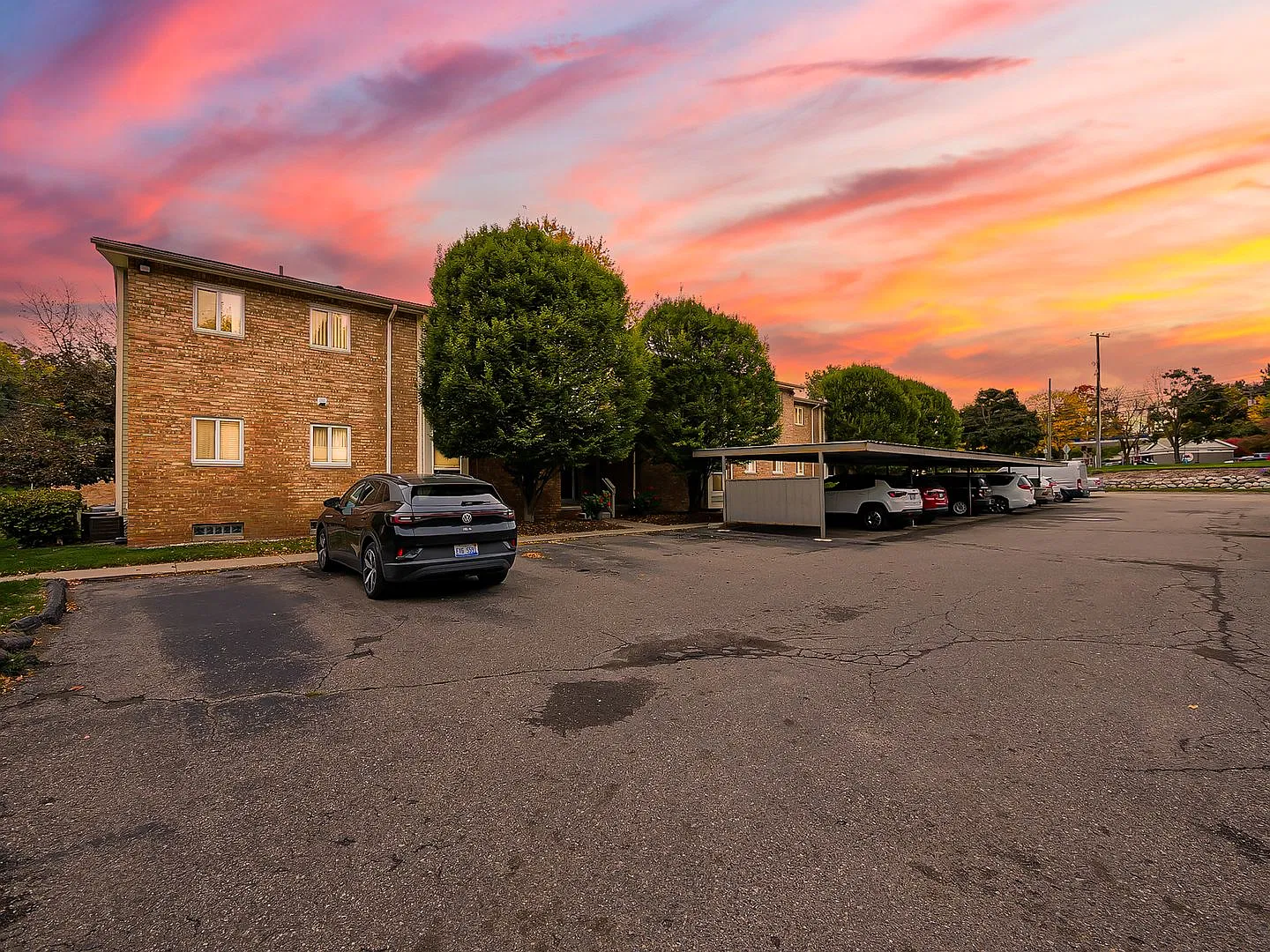 Charming 1-Bedroom Condo with Carport & Assigned Storage in Northville — Photo 1