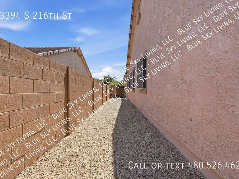 23394 S 216th St — Photo 45