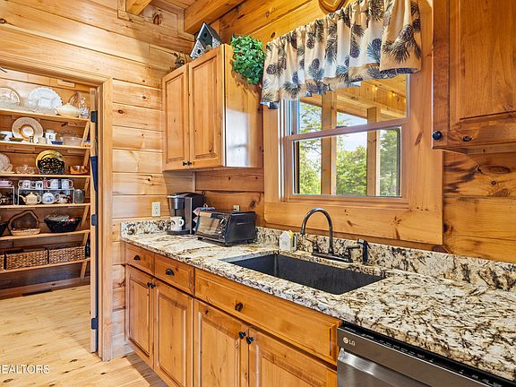 14th image of this home