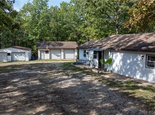 1424 Thousand Acres Rd, Montreal, MO 65591