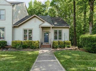 126 Windward Ct, Cary, NC 27513