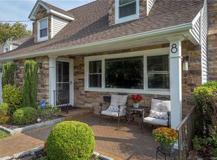 8 Knox Rd, Eastchester, NY 10709