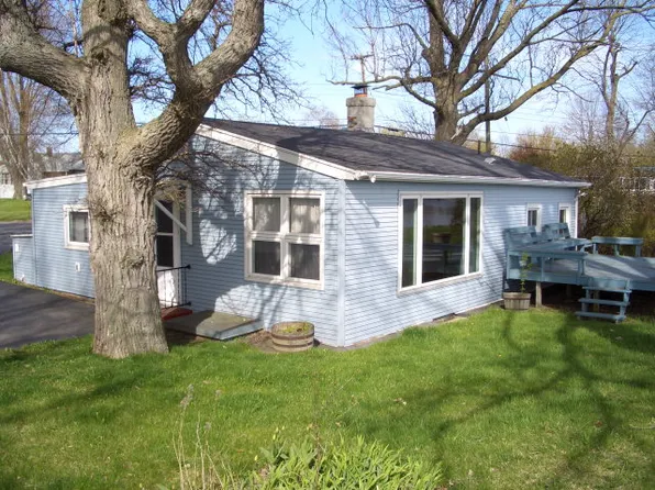 300 Cumberland Head Rd, Plattsburgh, NY 12901