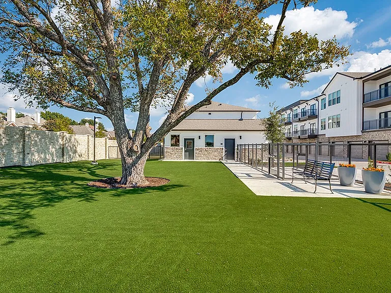 The Waylon Apartments & Townhomes — Photo 44