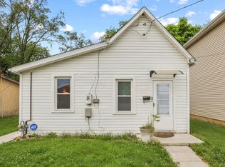 697 E Mound St, Circleville, OH 43113