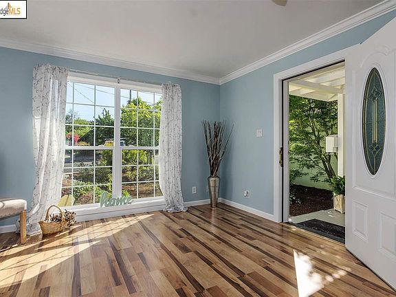 4th image of 2611 Tara Hills Dr