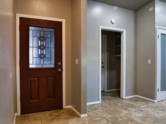 2nd image of 4121 Corbett Dr