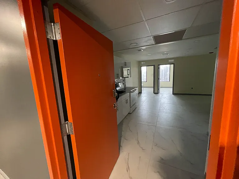 216 N River St #201 — Photo 11