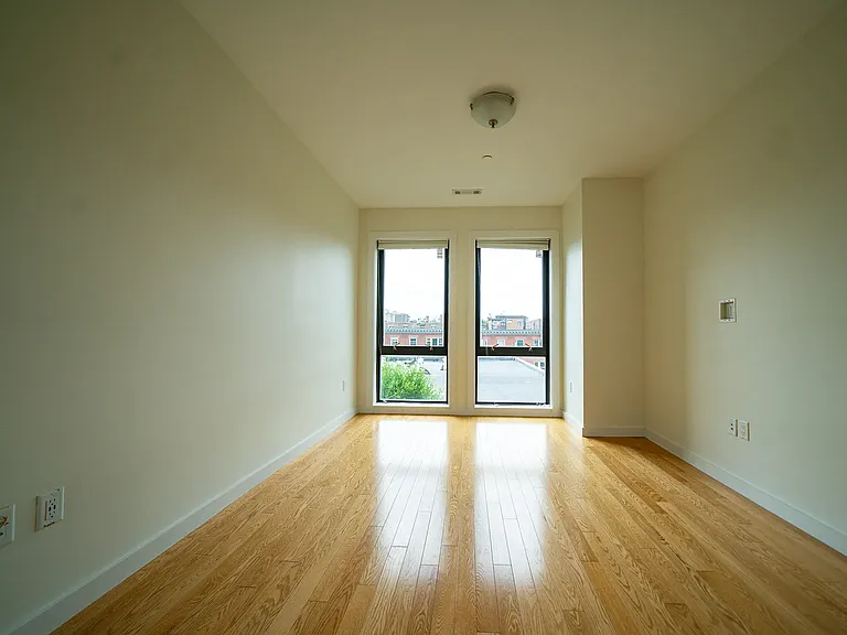 13 Aberdeen St #402J — Photo 6