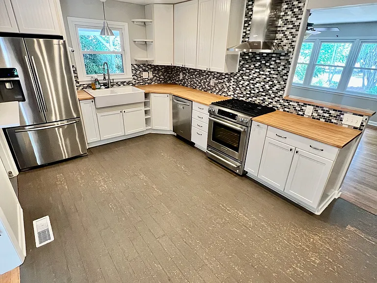 14 Braddock Cir — Photo 4