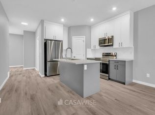 13539 70th St NW, Edmonton, AB T5C0K5