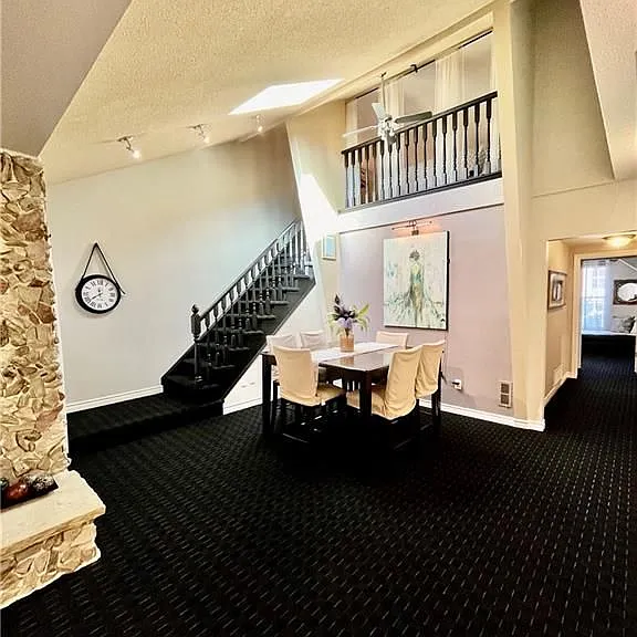 56 King St W #A — Photo 9