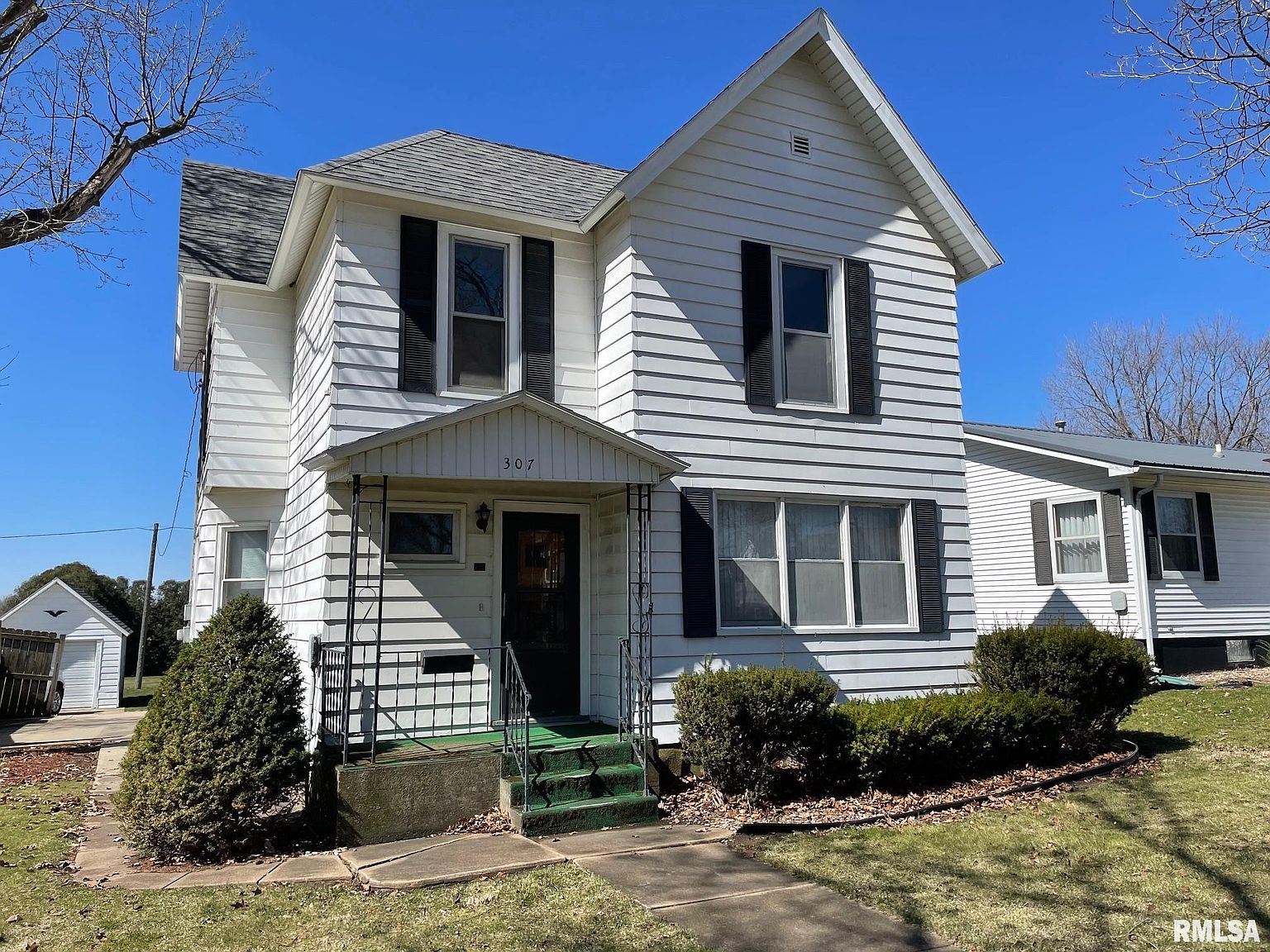 307 Western St, Lost Nation, IA 52254 Zillow