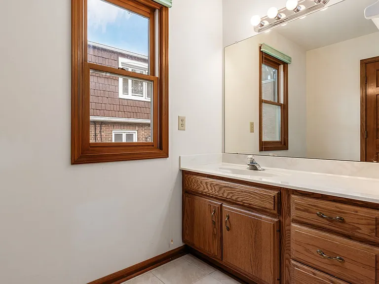 100 E Dublin Granville Rd #1 — Photo 7