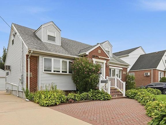 2nd image of 66 Caroline Avenue