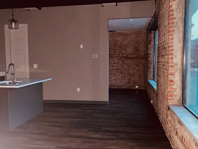 901 9th St #LOFT C — Photo 8