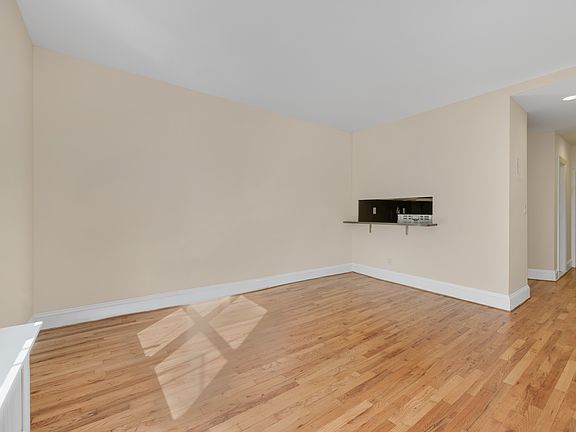 3rd image of 1378 York Ave APT 4B
