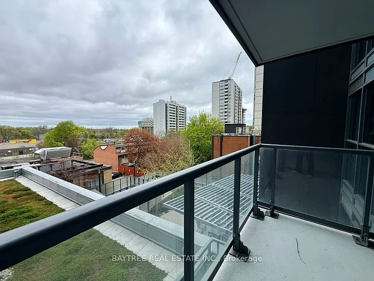 125 Redpath Ave #416 — Photo 11