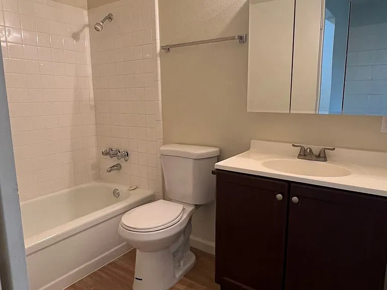 2124 Wylie Dr — Photo 18