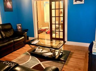 10 Vale St APT 1, Worcester, MA 01604