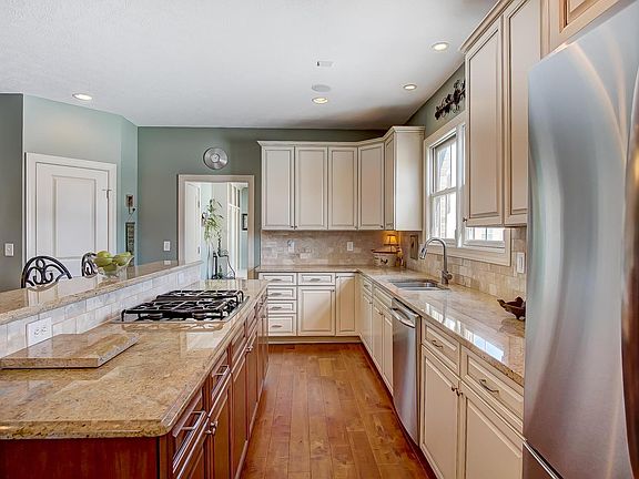 2nd image of 8062 Pleasant Dr
