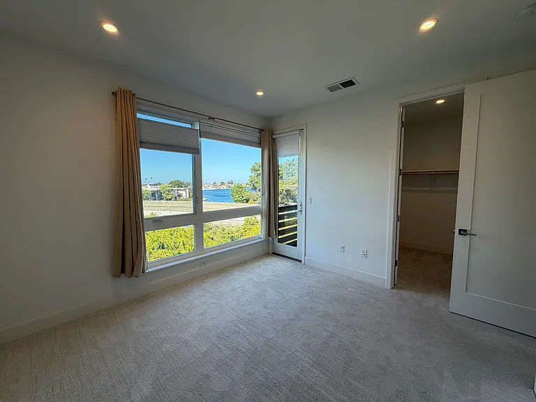 220 Argonaut Ln — Photo 26