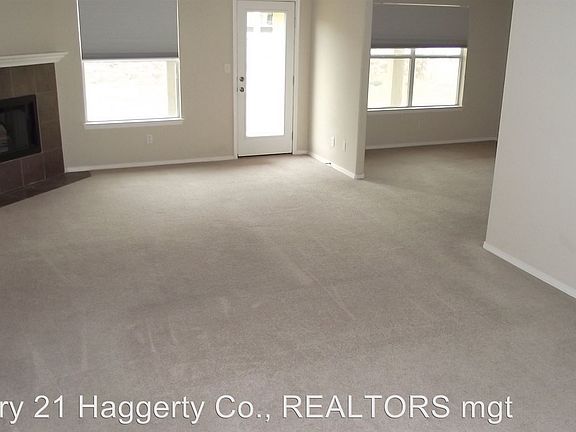 3rd image of 648 Cancellare Ave