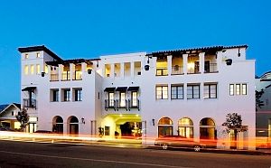 1st image of 618 Anacapa St #6