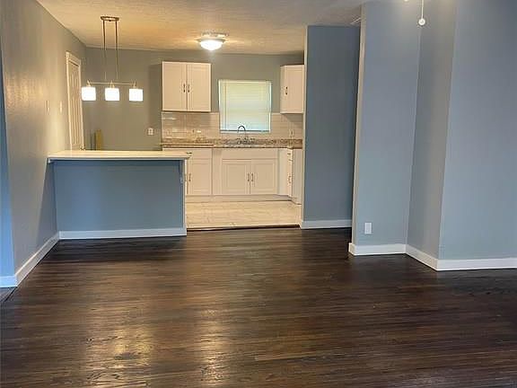 2nd image of 5811 Southlea St