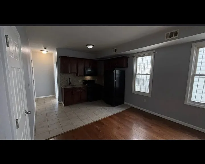 271 Hobson St #L1 — Photo 9