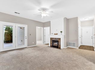 10202 Deer Vista Dr UNIT 104, Louisville, KY 40291