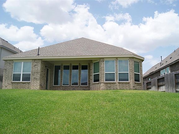 5th image of 24319 Bello Everett Lake Dr