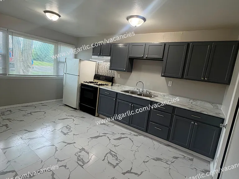 5060 Georgia St — Photo 4